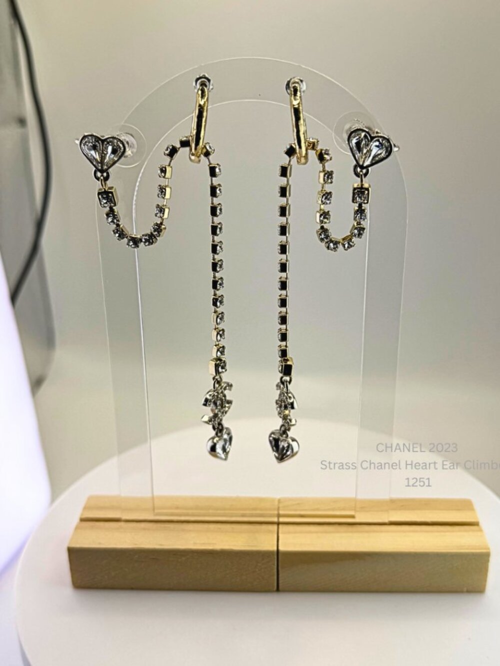 Authentic CHANEL 2023 Strass CC Heart Ear Climbers C23